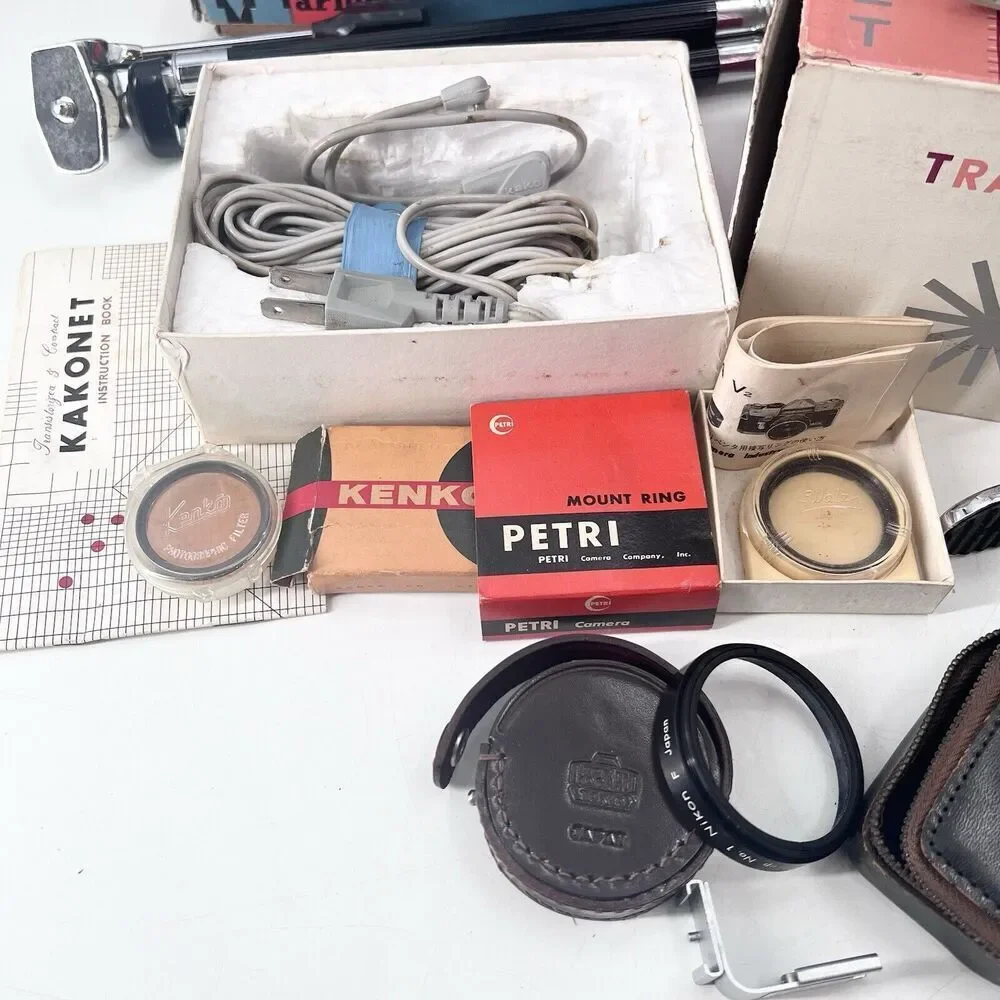 Vintage LOT Petri Flex V 35mm SLR Film Camera Extra Lens Flash Accessories Case